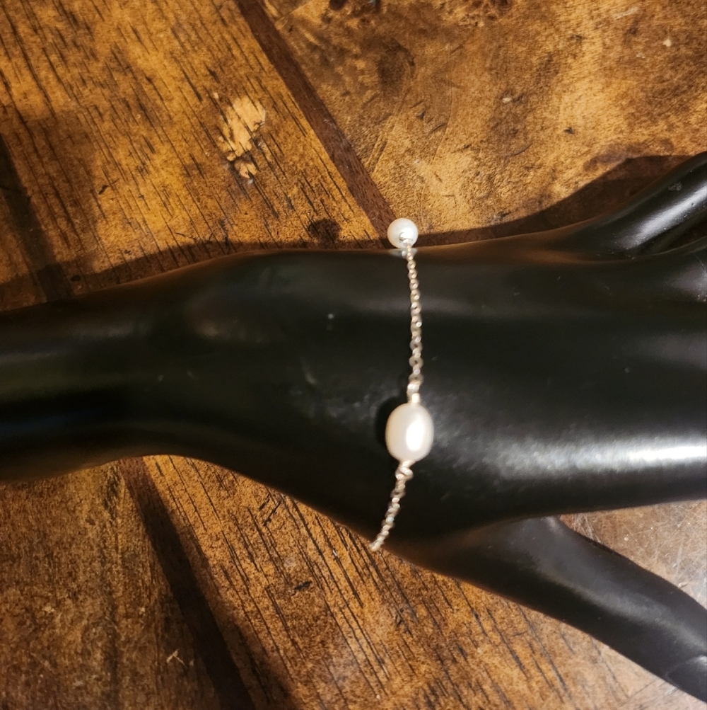 925 sterling silver bracelet with pearls